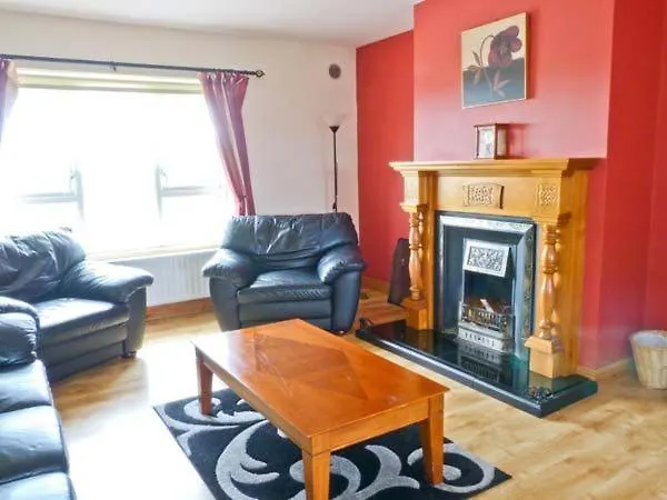 度假居 Sallywood House