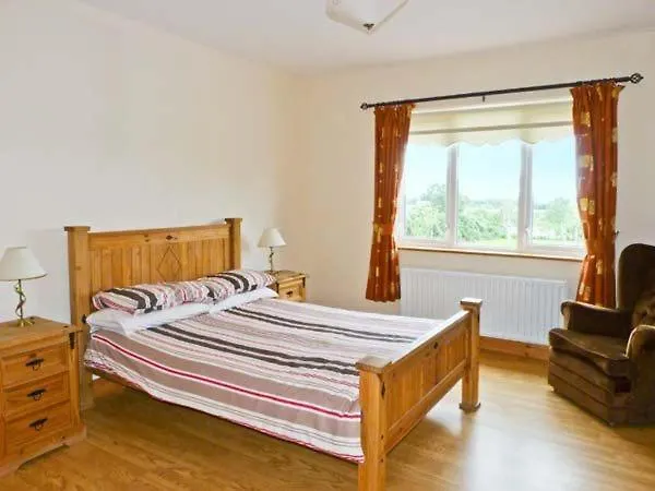 Sallywood House Сasa de vacaciones